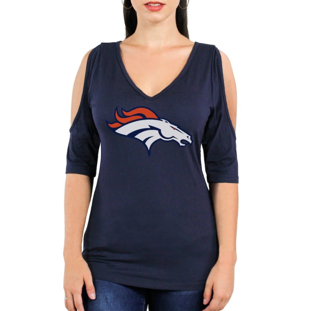 Majestic Threads Women's Denver Broncos Cold Shoulder 3/4-Sleeve V-Neck Tee 2XL